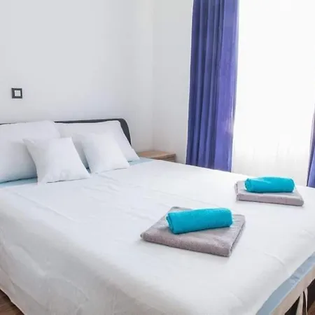 Villa Duplex Monte Grasso With Two Private Pools Podstrana