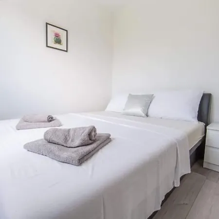 Duplex Monte Grasso With Two Private Pools